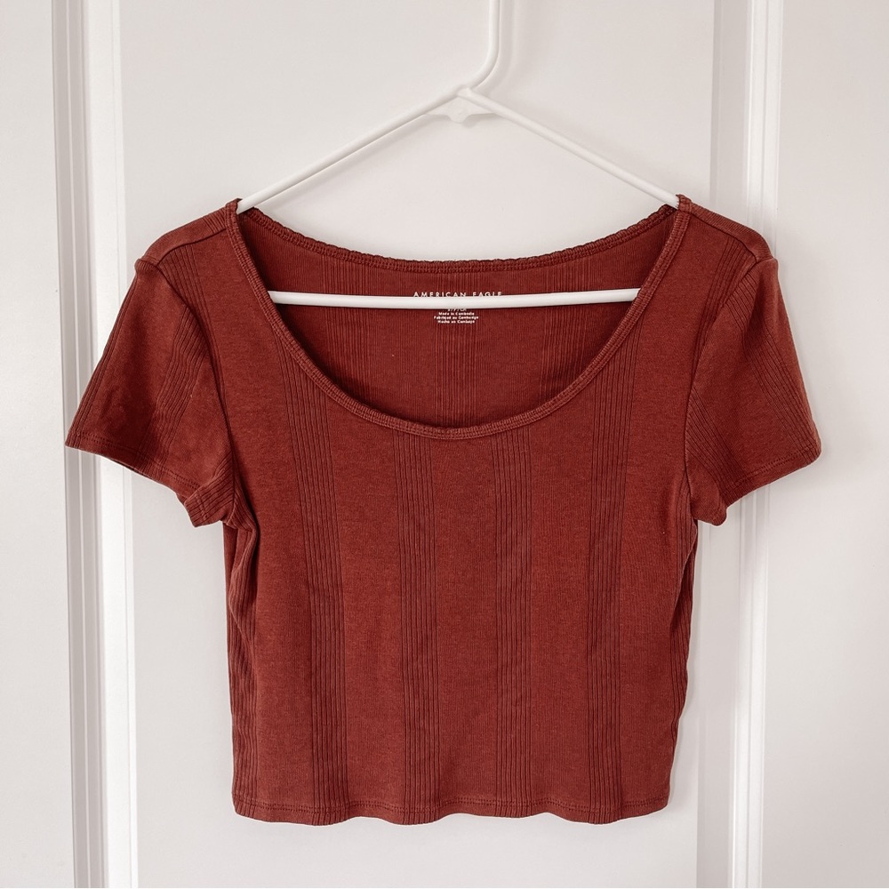 American Eagle Scoop Neck Shirt
